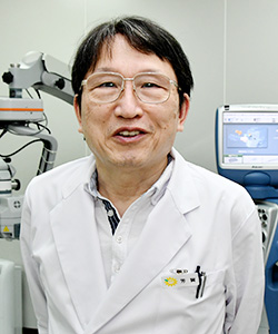 院長　芳賀 鉄也