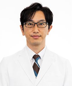 院長　芳賀 鉄也